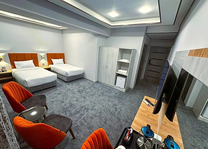 Amazon Hotel - Free Massage